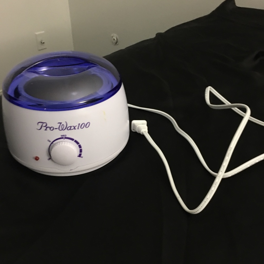 Wax warmer